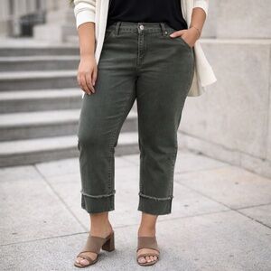 J.Jill Olive cropped green jeans, size 14 frayed hem casual chic denim